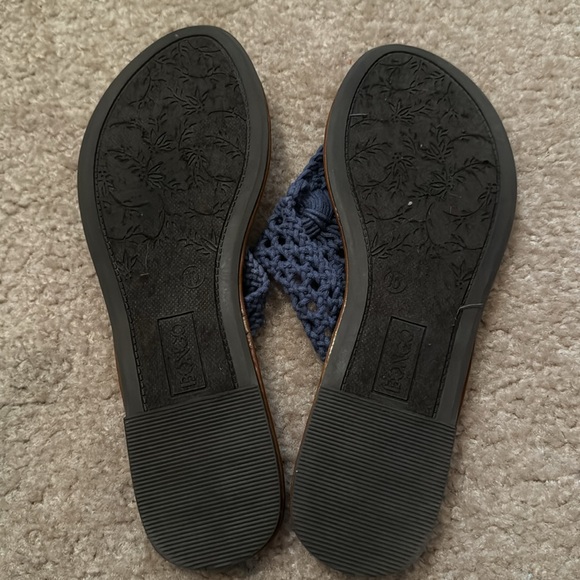 BONGO Sandals Size 10 Color Blue - Picture 6 of 6